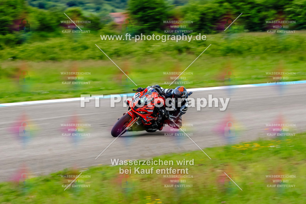 MotoTeam-3544 | Hier findet Ihr Bilder von Touristenfahrten auf der Nürburgring Nordschleife oder von anderen Veranstaltungen die ich besucht habe. Viel Spass beim Durch Schauen 