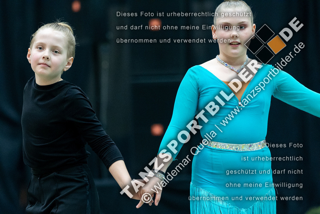 20230325-12424 | Hier finden Sie Tanz Bilder vom Latein und Standard Formationen tanzen. Sportbilder vom Tanzsport. Schöne Fotos und von Weltmeisterschaft, Europameisterschaft, Bundesliga, Regionalliga, Oberliga und Landesliga sowie von GOC Stuttgart, DanceComp, WM Bremen