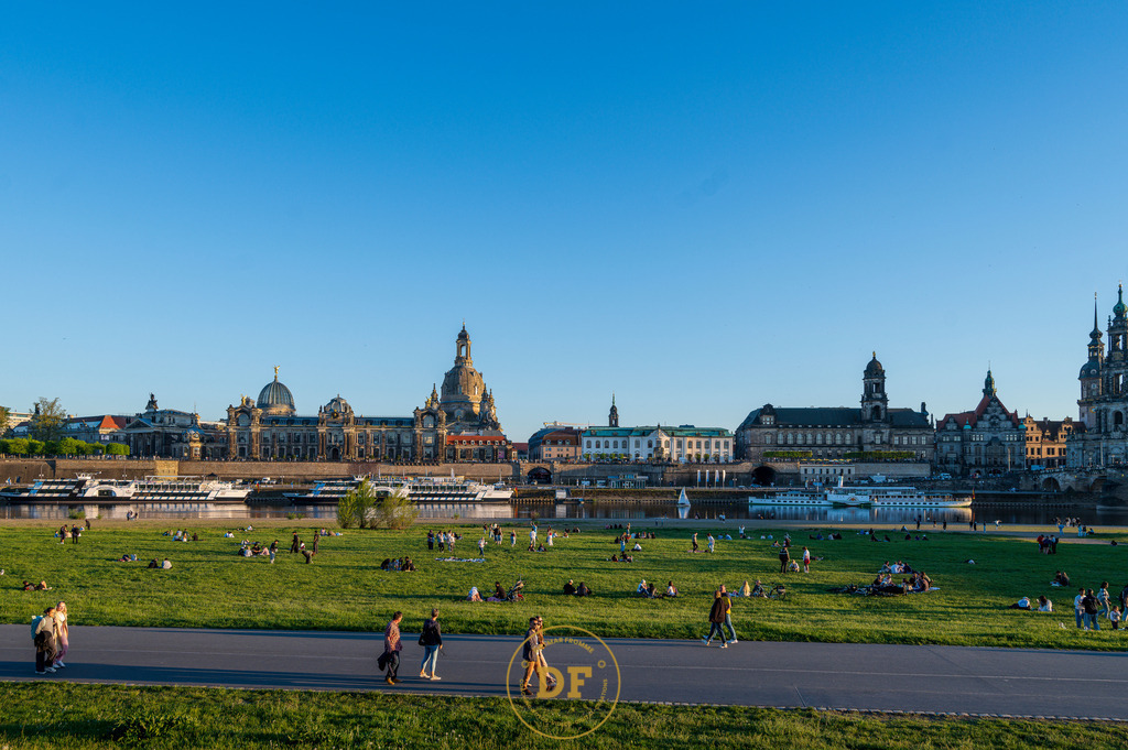 20260501-_DF87563 | Geschenke, Wandbilder und Accessoires mit Motiven aus Dresden und anderen schönen Orten zur Verschönerung Deines zu Hauses und zum verschenken gewünscht? Wähle Deine Lieblingsbild auf dem Produkt Deiner Wahl. 