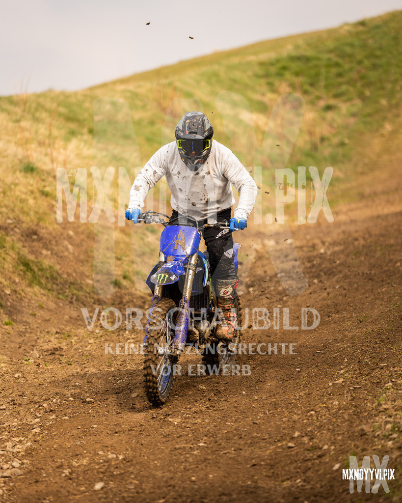 866A0590 | mxndyyvipix