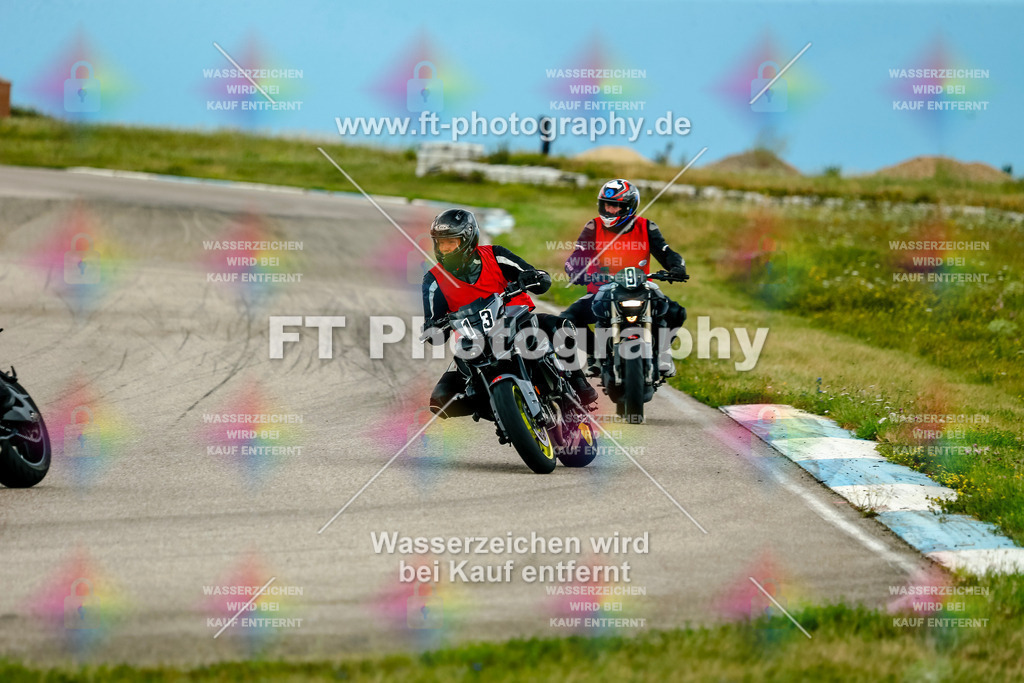 Chambley Juli-3051 | Hier findet Ihr Bilder von Touristenfahrten auf der Nürburgring Nordschleife oder von anderen Veranstaltungen die ich besucht habe. Viel Spass beim Durch Schauen 