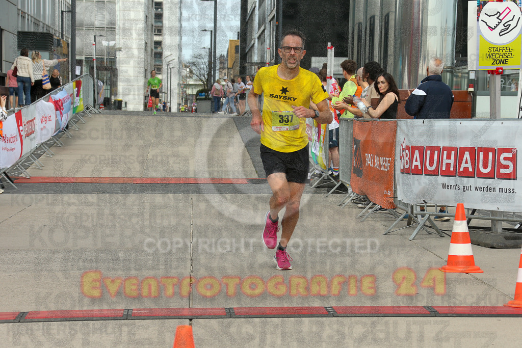 250920_1320_EX1_4095 | Sportfotografie im Rhein-Sieg Kreis, Köln, Bonn, NRW, Rheinland Pfalz, Hessen, etc. Unser Tätigkeitsfeld umfasst den Laufsport vom Volkslauf über den Marathon, Duathlon, Triathon bis zum Ultralauf wie Kölnpfad Ultra oder Schindertrail.