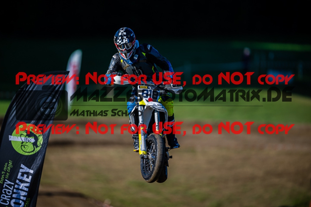 MaZZes_FotoMatrix_220903_9307 | S3