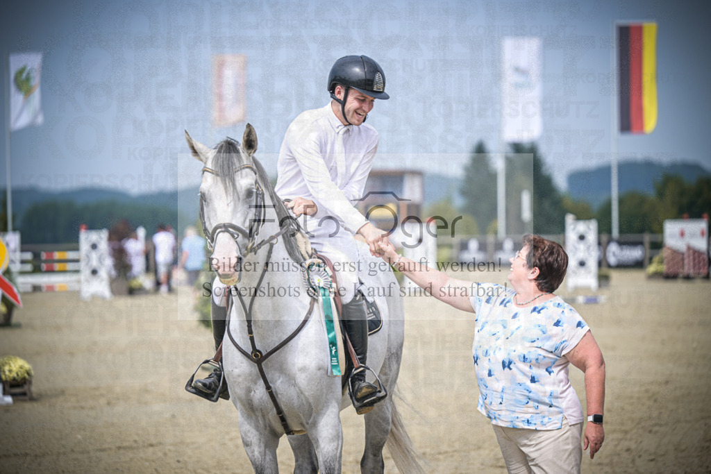 DOS_0041 | Entdecke hochwertige Reitturnierfotos von Foto Oger. Professionell, emotional und authentisch – jetzt Lieblingsmomente im Shop bestellen.Deutschlandweite Turnierfotografie. - Realisiert mit Pictrs.com