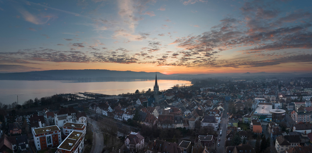 Radolfzellbilder_0347 | Die Stadt Radolfzell nach Sonnenuntergang - Realisiert mit Pictrs.com