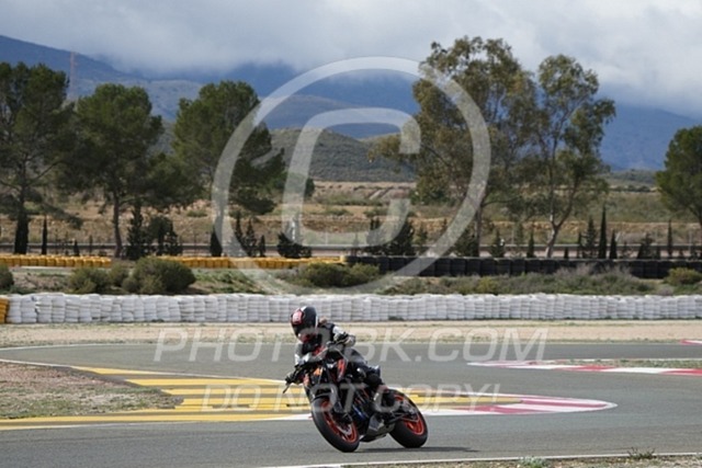 2025_03_10_PBK_12382 | Sportfotografie; SlowMotion; Video; Rennstrecke; Hafeneger; Speer; Racing; RSE; BMW; CBO; Trackday; Motorsportarena; Hockenheimring; Brno; Most; Barcelona; Valencia