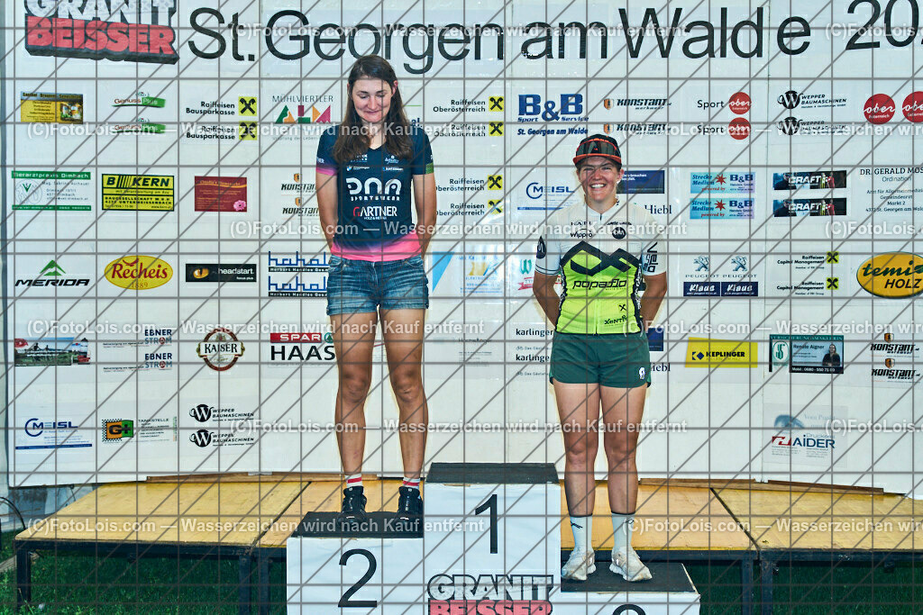 ALP8170_XXIX_GRANITBEISSER_Siegerehrung | (C)FotoLois.com, Alois Spandl, 29. GRANITBEISSER - Mountainbike-Marathon in St. Georgen am Walde, Start/Ziel/Siegerehrung, Sa 2. September 2023.