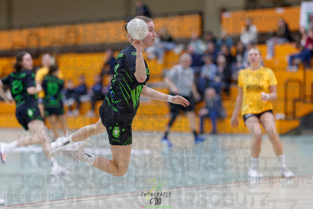 Frauen Oberliga Mitte (HHV); HSG Kleenheim/Langgöns II - HSG Eibelshausen/Ewersbach | Frauen Oberliga Mitte (HHV); HSG Kleenheim/Langgöns II - HSG Eibelshausen/Ewersbach am 01.11.2025 in Oberkleen (Weidig-Halle)Photo © 2025 - Jörg Heinrich - Realisiert mit Pictrs.com