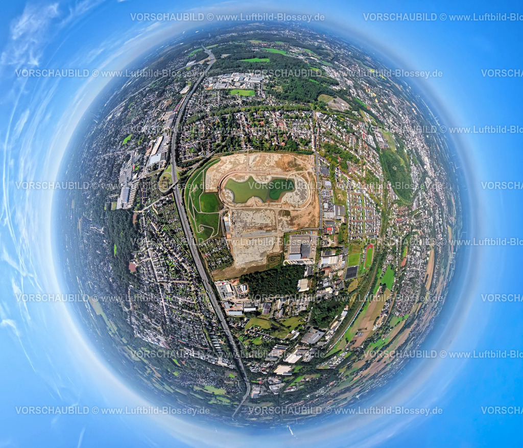 Recklinghausen250901933ehemTrabrennbahn | Luftbild, Baustelle ISEK Hillerheide Städtebauförderprojekt Wohnen am See, ehemalige Trabrennbahn Umbau und Baustelle, Erdkugel, Fisheye Aufnahme, Fischaugen Aufnahme, 360 Grad Aufnahme, tiny world, little planet, fisheye Bild, Hillerheide, Recklinghausen, Ruhrgebiet, Nordrhein-Westfalen, Deutschland