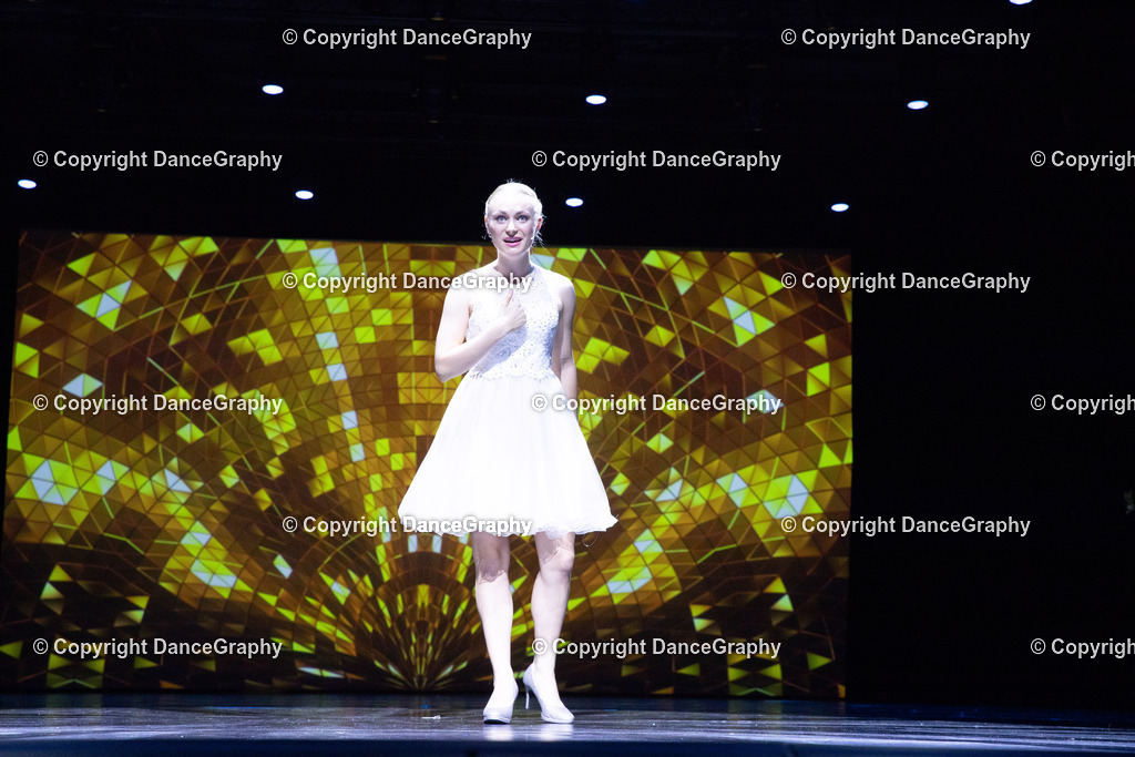 GPHY6960 | DanceGraphy - Realisiert mit Pictrs.com