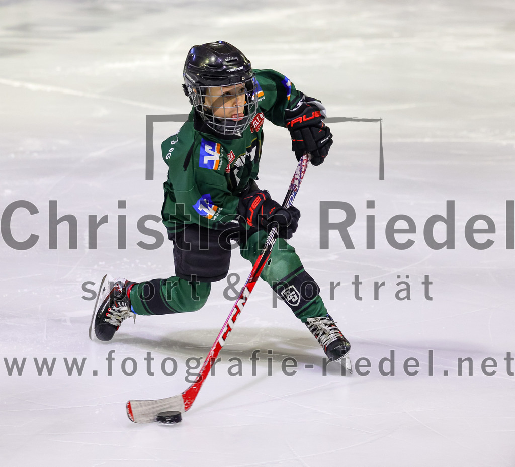 2025-12-14_097_TSV_Erding_gegen_ECDC_Memmingen_Indians | Erding, Deutschland, 14.12.2025:Eishockey, Oberliga Süd 2025 / 2026, 26. Spieltag, TSV Erding gegen ECDC Memmingen Indians, Endergebnis: 1:2Foto: Christian Riedel / fotografie-riedel.net