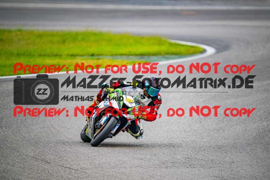 MaZZes_FotoMatrix_240701_6007705_6096 | WEISS