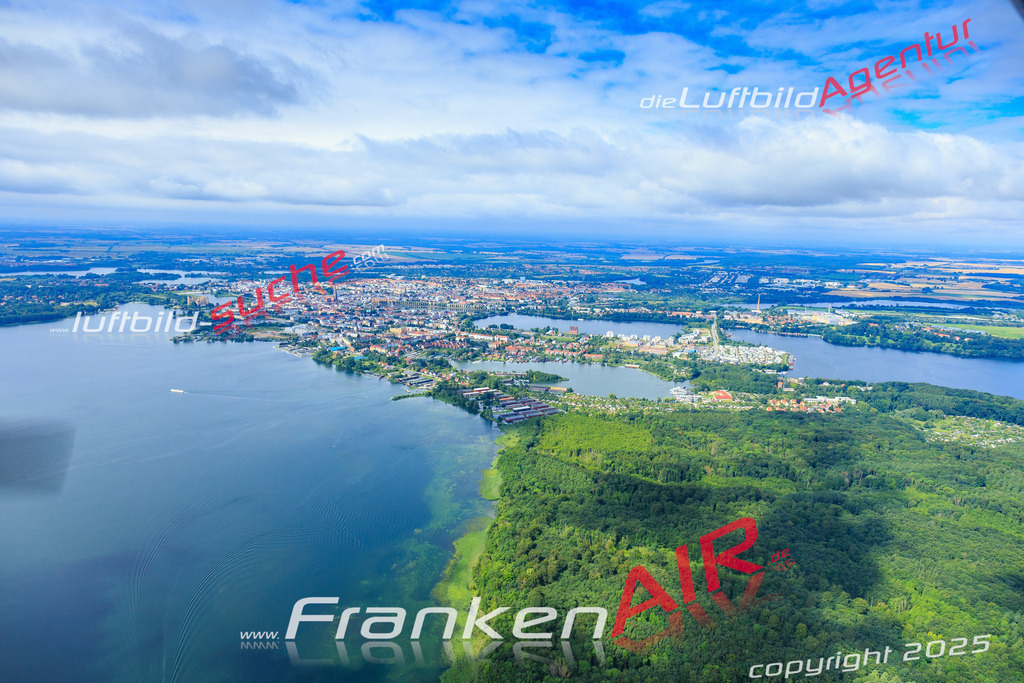 Luftbild von  Schwerin - Luftaufnahme wurde 2016 von https://frankenair.de mittels Flugzeug (keine Drohne) erstellt - die Geschenkidee