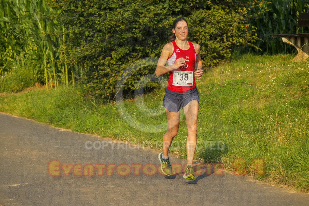 240802_1904_EV4_3191 | Sportfotografie im Rhein-Sieg Kreis, Köln, Bonn, NRW, Rheinland Pfalz, Hessen, etc. Unser Tätigkeitsfeld umfasst den Laufsport vom Volkslauf über den Marathon, Duathlon, Triathon bis zum Ultralauf wie Kölnpfad Ultra oder Schindertrail.