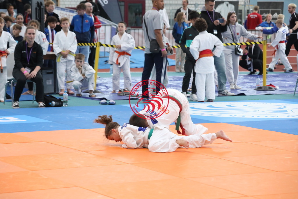 1J7A2473 | Fotos vom Adler Cup - Pictures from Adler Cup

Hier findet Ihr alle Eindrücke und großen Momente der Adler Cup Wochenenden. Here you will find all impressions and great moments of the Adler Cup weekends. - Realisiert mit Pictrs.com