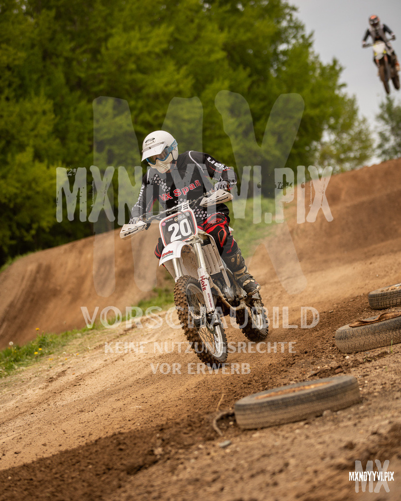 866A5844 | mxndyyvipix