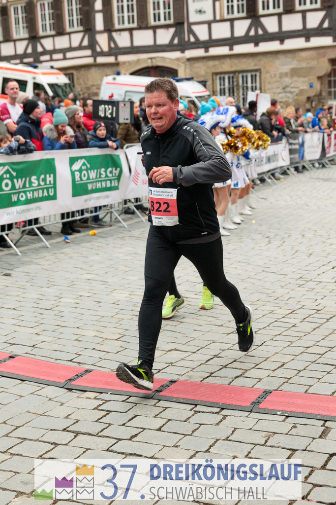 VR Bank Hauptlauf 10000m | 3 Koenigslauf 2023 - Realisiert mit Pictrs.com