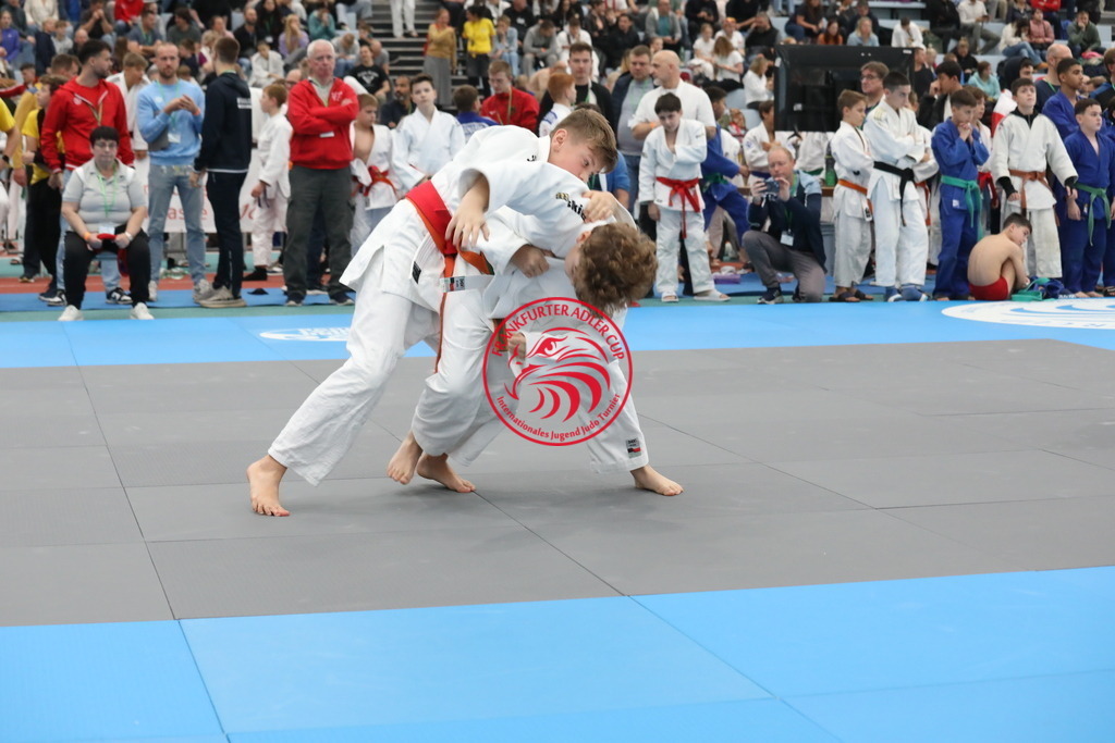 1J7A1830 | Fotos vom Adler Cup - Pictures from Adler Cup

Hier findet Ihr alle Eindrücke und großen Momente der Adler Cup Wochenenden. Here you will find all impressions and great moments of the Adler Cup weekends. - Realisiert mit Pictrs.com