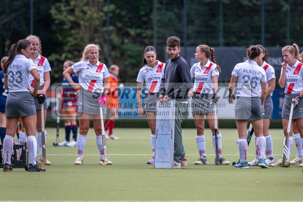 SM_20250921-D85_3851 | 1.Bundesliga Feld - Hinrunde (W) DCadA - MHC / 2:3 (0:1)