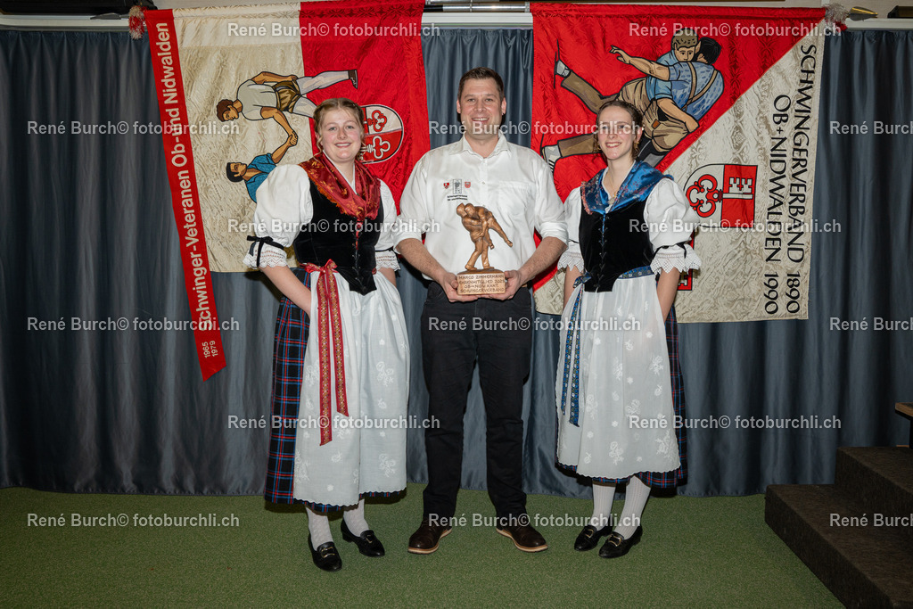 Zimmermann Marco | René Burch leidenschaftlicher Fotograf aus Kerns in Obwalden.  Hier finden sie Sport, Landschaft und Natur Fotografie.
 - Realisiert mit Pictrs.com