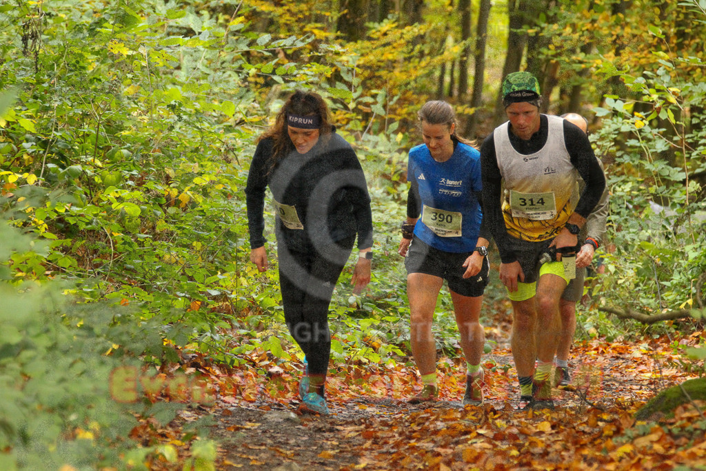 251026_1236_EV4_5375 | Sportfotografie im Rhein-Sieg Kreis, Köln, Bonn, NRW, Rheinland Pfalz, Hessen, etc. Unser Tätigkeitsfeld umfasst den Laufsport vom Volkslauf über den Marathon, Duathlon, Triathon bis zum Ultralauf wie Kölnpfad Ultra oder Schindertrail.