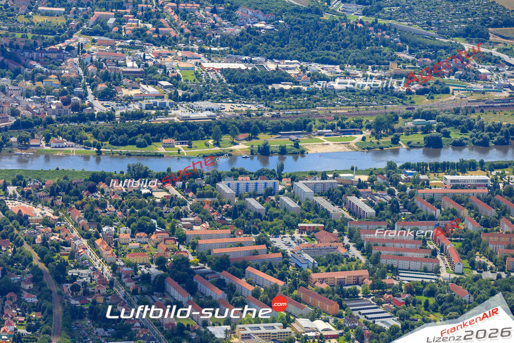 Die Luftaufnahme der Stadt Pirna wurde vom UL-Flugzeug heraus erstellt ( keine Drohne )- hohe Auflösung für beste Qualität