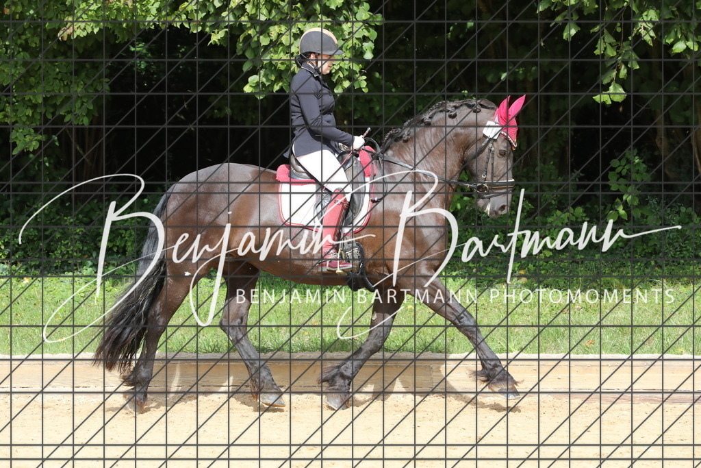 AZ2A2079 | Benjamin Bartmann Photomoments