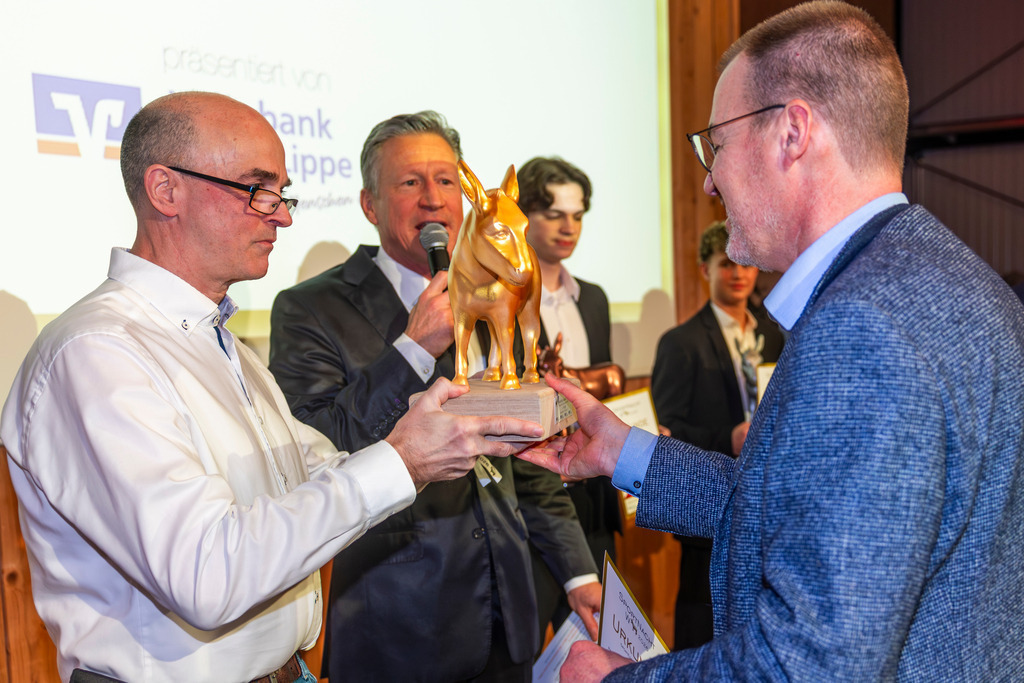 top-top.de 260306-080 | Foto, Video, Fotografie, Videografie, Fotobox, DJ, Discjockey, Musik, Musikbox, Veranstaltung, Photobooth, Amazon, Ebay, Buchtipp, Bestseller, Autor, Verlag, Buch, Wesel, Hamminkeln, NRW, Dinslaken, Rees, Drohne, Hochzeit, Party, Fotobox, Wesel, Fotograf