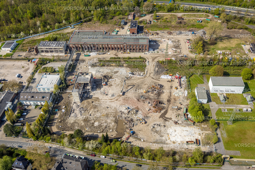 Bochum230404116 | Luftbild, Baustelle mit Abrissarbeiten des ehemaligen RWE-Kraftwerks an der Prinz-Regent-Straße, Wiemelhausen, Bochum, Ruhrgebiet, Nordrhein-Westfalen, Deutschland
