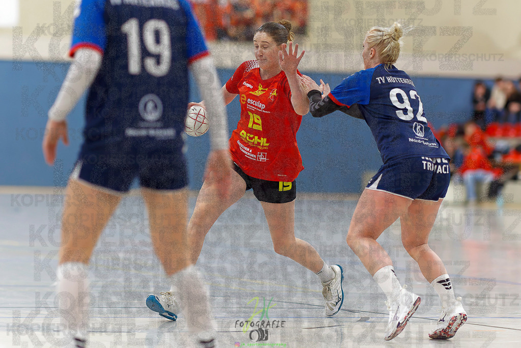 Frauen Regionalliga (HHV); HSG Wettenberg - TV Hüttenberg | Frauen Regionalliga (HHV); HSG Wettenberg - TV Hüttenberg am 06.12.2025 in Launsbach (Wettenberg) (Halle GS Launsbach (Wettenberg))Photo © 2025 - Jörg Heinrich - Realisiert mit Pictrs.com