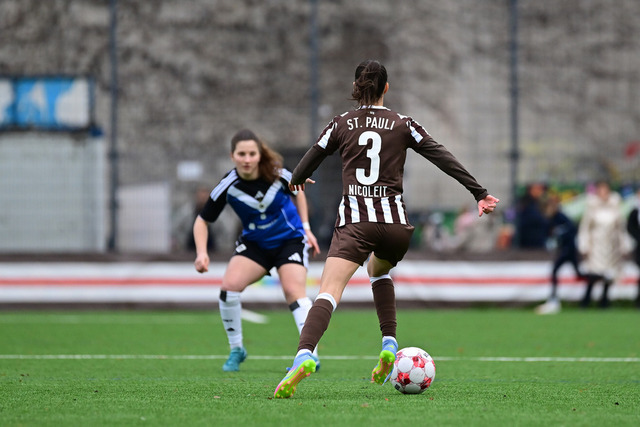 Fußball I Frauen I Saison 2025-2026 I Regionalliga Nord I 10. Spieltag I FC St. Pauli - Hamburger SV U20 I 10779 | Der Sportfotograf. - Realisiert mit Pictrs.com