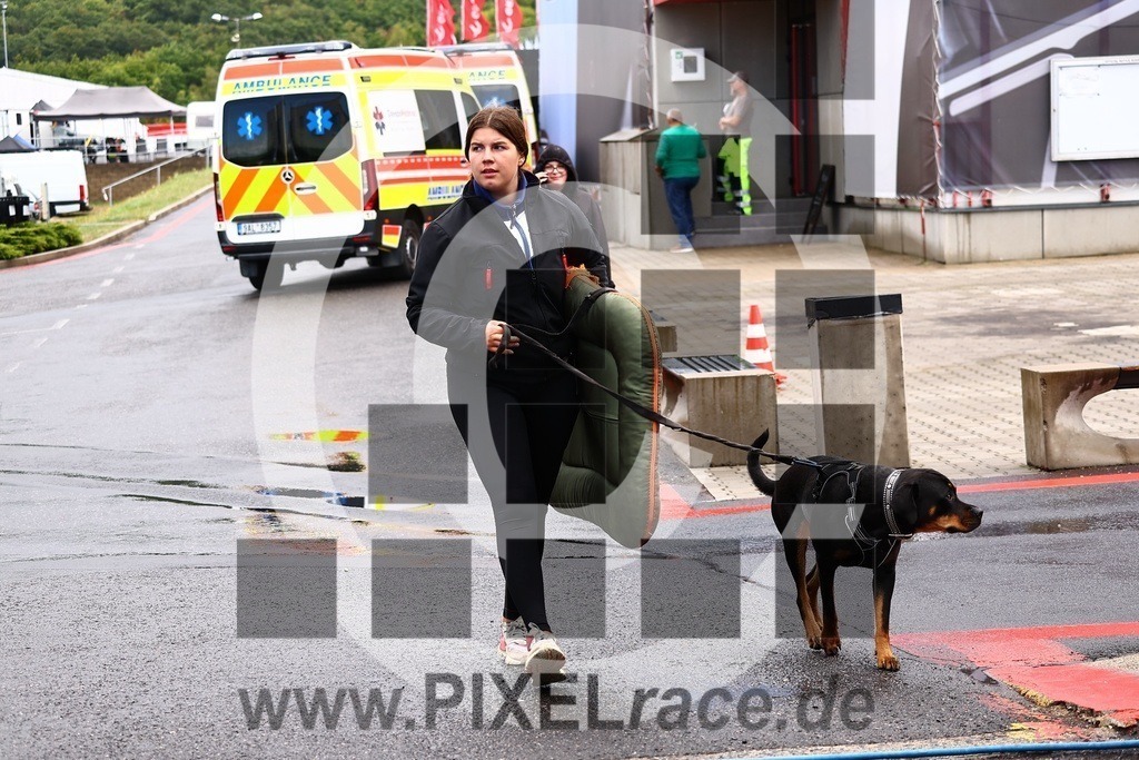 social-20250823_07165 | Schöne Erinnerungen an spannende Momente - das festzuhalten ist unser Job. PIXELrace.de ist seit 2003 auf den Rennstrecken Europas unterwegs um die Action draußen beim Fahren und die wunderbare Stimmung imm Fahrerlager für euch einzufangen.
