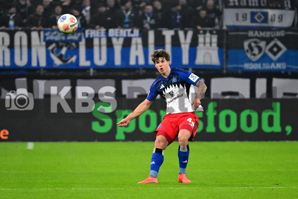 KBS Picture_HSV-Frankfurt_032 | Vuskovic Luka (HSV) ,Sportplatz :  Volksparkstadion, - Realisiert mit Pictrs.com