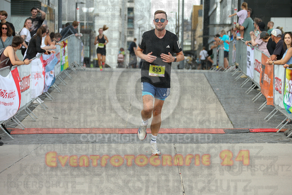 250920_1519_EX1_8863 | Sportfotografie im Rhein-Sieg Kreis, Köln, Bonn, NRW, Rheinland Pfalz, Hessen, etc. Unser Tätigkeitsfeld umfasst den Laufsport vom Volkslauf über den Marathon, Duathlon, Triathon bis zum Ultralauf wie Kölnpfad Ultra oder Schindertrail.