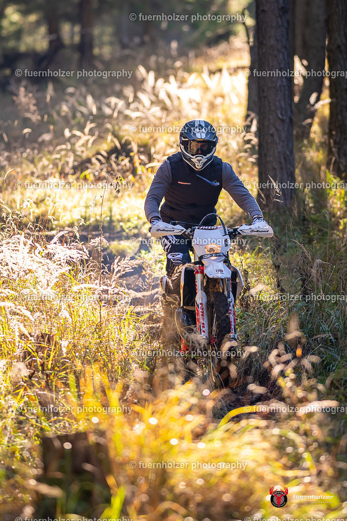 fuernholzer_251026-C2-46 | Fotografische Impressionen von der Red Stag Enduro Extreme by fuernholzer-photography.com. Endurosport in Österreich fotografisch festgehalten von fuernholzer. Auftragsfotografie für Private, Gewerbefotos und Industriefotografie. Eventfotografie, Sportfotografie und Motorsportfotografie. Anbieter von Fotoworkshops, Fototraining, fotografischen Vorträgen und Fotoseminaren.