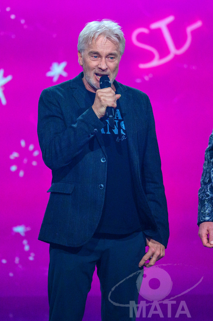 _DWA1436 | Werner Schmidbauer bei '30 Jahre Sternstunden-Gala 2023' in der Frankenhalle. Nürnberg, 15.12.2023 - Realisiert mit Pictrs.com