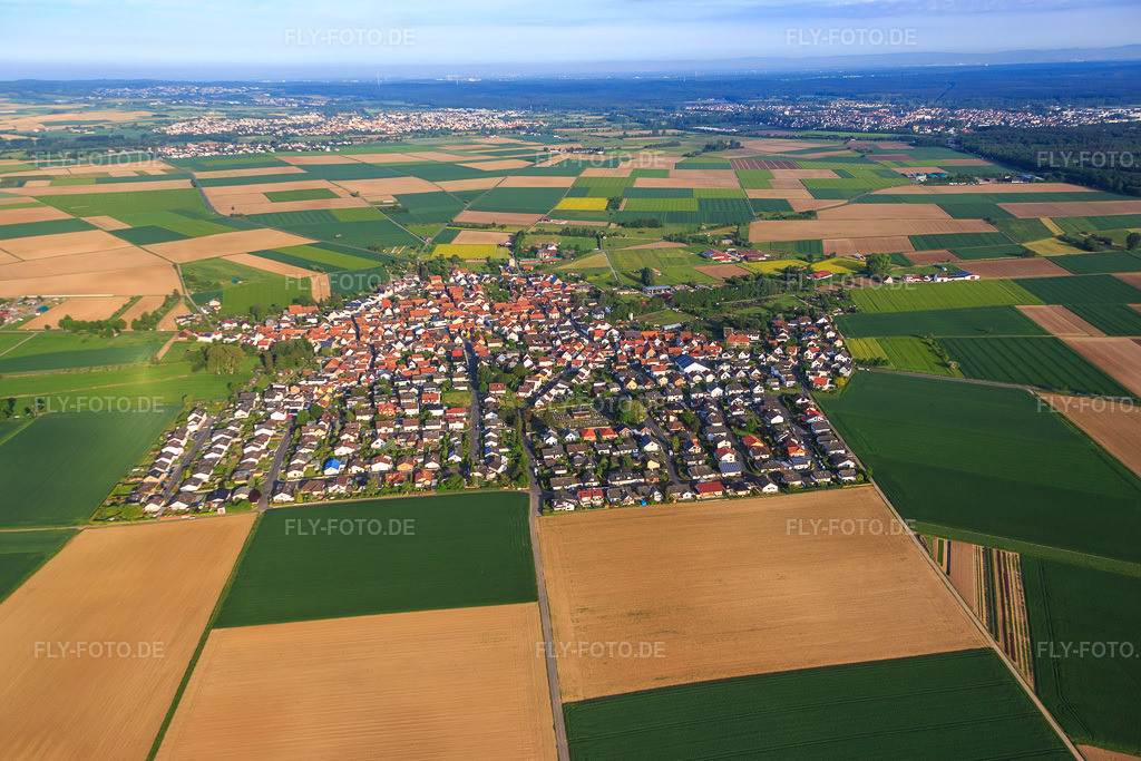Luftbild: O im Ortsteil Semd in Groß-Umstadt im Bundesland Hessen in Deutschland. Foto: IMG_088719.jpg vom 20.05.2016 durch Werner Riehm/FLY-FOTO.de