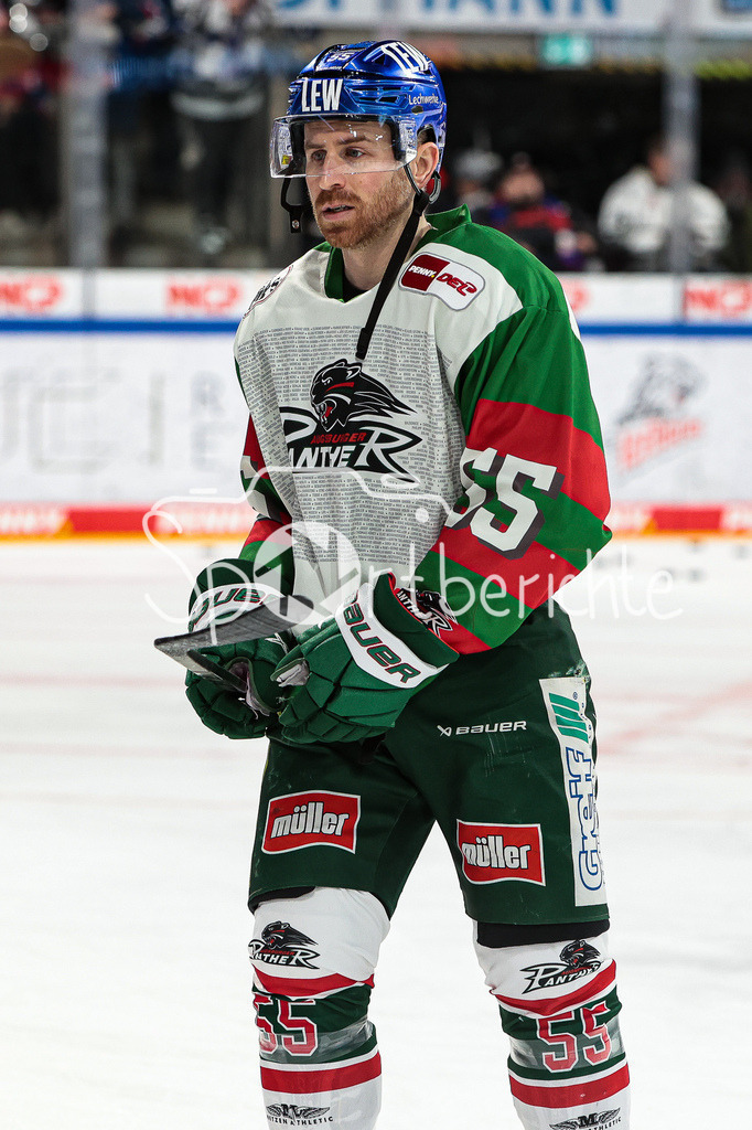 Nuernberg ICE Tigers - Augsburger Panther | David WARSOFSKY (AEV #55) beim warmup in Nuernberg