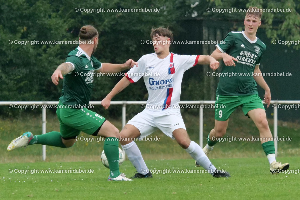 Fußball : TV Voerde - SUS 09 Dinslaken 2 am 21.07.2024 in Voerde | Fußball : TV Voerde - SUS 09 Dinslaken 2 am 21.07.2024 in Voerde - Realisiert mit Pictrs.com