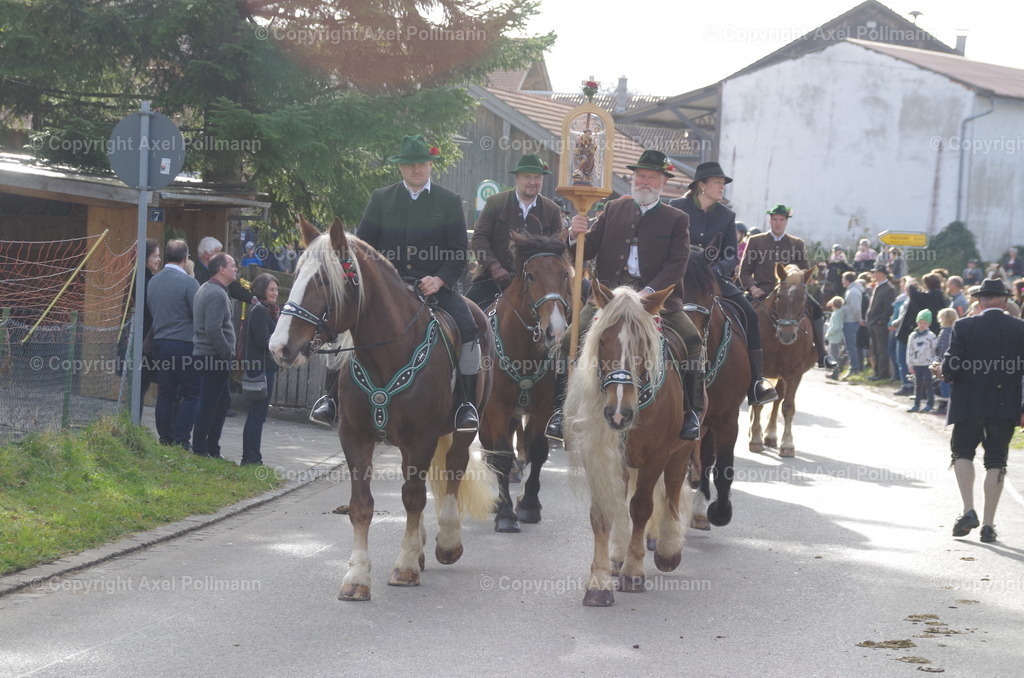 IMGP0921 | fotografiert von Axel PollmannLeonhardi Wallfahrt Benediktbeuern und Murnau, Fronleichnam, Fasching, Landschaft im Loisachtal und Benediktbeuern  - Realisiert mit Pictrs.com