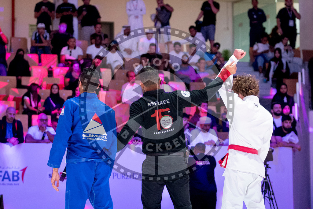 20231109PBB6206 | Fighters compete during the AJP World Professional Championship in the Mubadala Arena in Abu Dhabi, Arab United Emirates, on November 9, 2023.