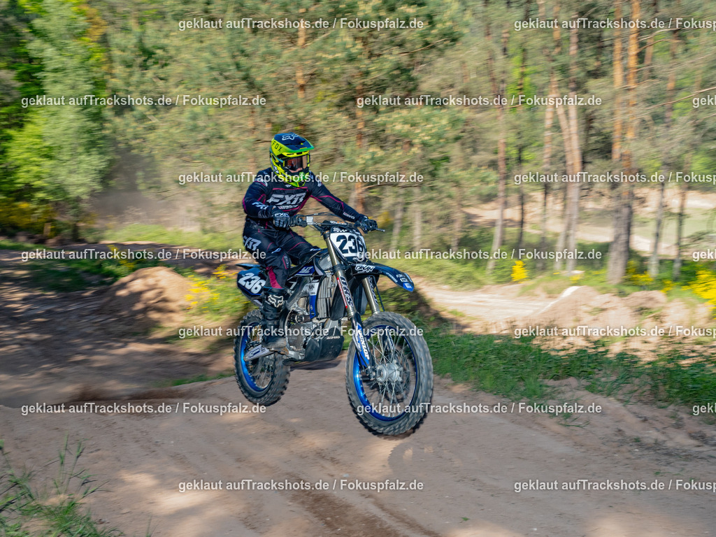 Fischbach-314 | Trackshots.de / Fokuspfalz.de - Realisiert mit Pictrs.com