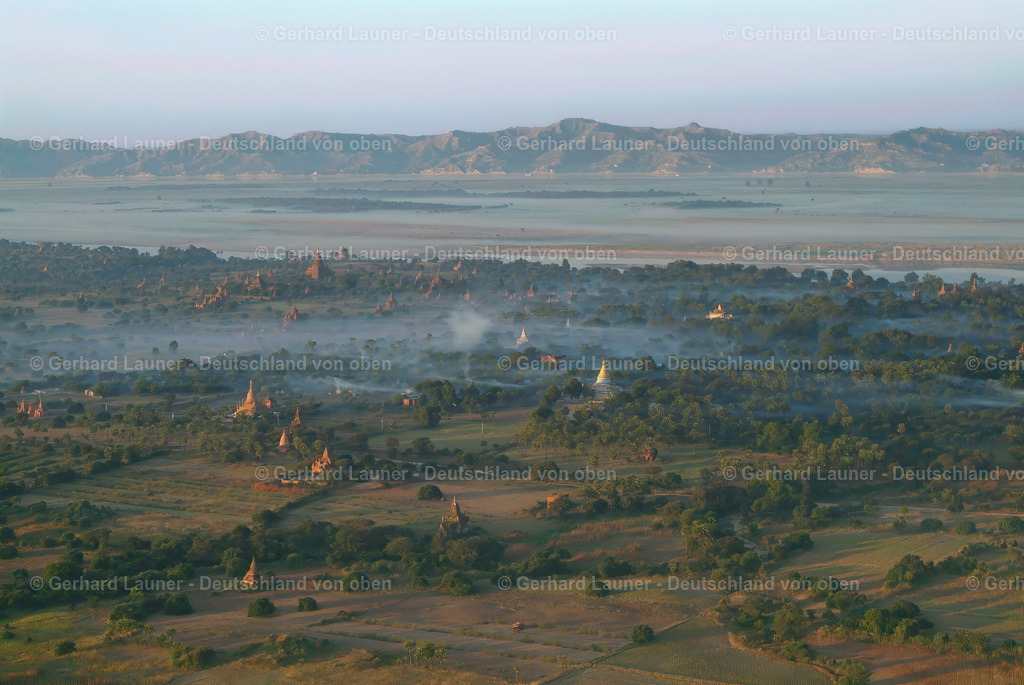 MYM0013 | Online-Shop für Luftbilder aus Deutschland. Seit über 45 Jahren baut Gerhard Launer das Luftbildarchiv mit unterschiedlichsten Themen stetig weiter aus.
