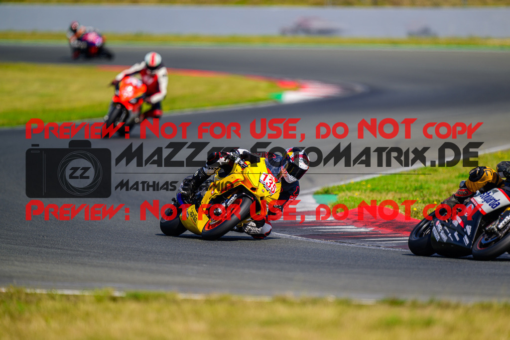 MaZZes_FotoMatrix_240725_6007705_9240 | ROT