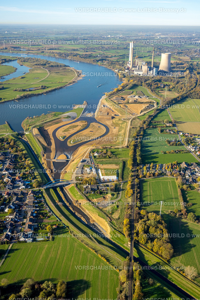 Dinslaken221102372Emschermuendung | Luftbild der alten und der neuen Emschermündung auf der Stadtgrenze zwischen Dinslaken und Voerde, Mündung in den Fluß Rhein, Emscherumbau, EGLV, Emschergenossenschaft, neue Emschermündung, Fischtreppe, Ruhrgebiet, Nordrhein-Westfalen, Deutschland