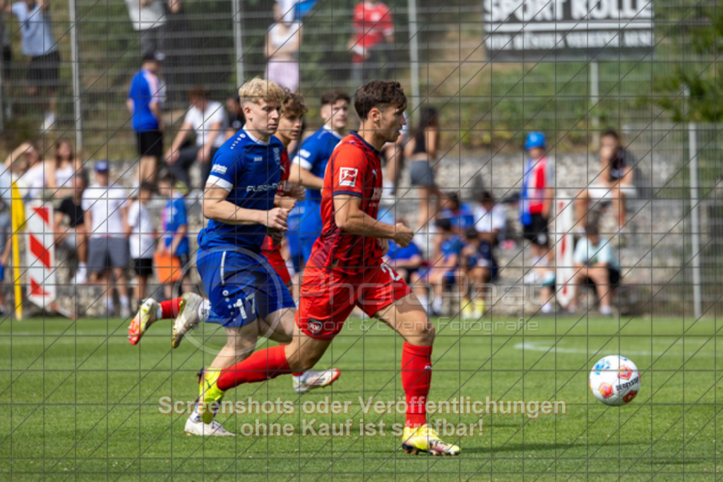 20250706_163855_1679 | #,TSG Salach (blau) vs. 1.FC Heidenheim (rot), Fußball, Freundschaftsspiel - WfV, Saison 2025/2026, Rasensportplatz, Staufenecker Str. 41, 73084 Salach, 06.07.2025 - 15:30 Uhr,Foto: PhotoPeet-Sportfotografie/Peter Harich