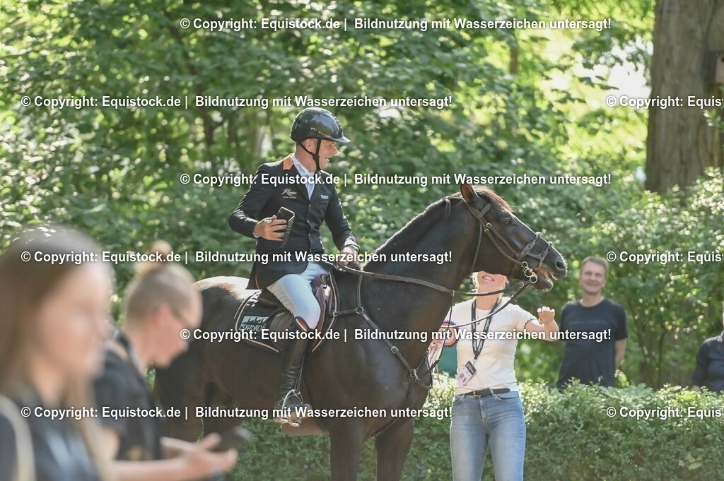 D78_3621 | equistock