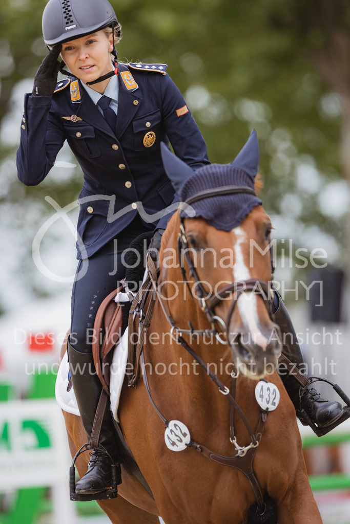 220731_BHO_BT_M1-Spr-199 | Deine schönsten Turniermomente als professionelle Fotos! Entdecke hochwertige Pferdesport-Fotografie im Online-Shop. Jetzt Fotos finden & bestellen!
