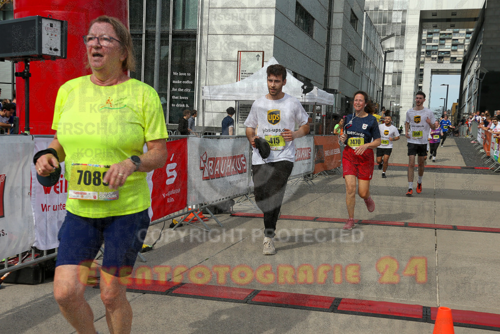 250920_1334_EX1_5590 | Sportfotografie im Rhein-Sieg Kreis, Köln, Bonn, NRW, Rheinland Pfalz, Hessen, etc. Unser Tätigkeitsfeld umfasst den Laufsport vom Volkslauf über den Marathon, Duathlon, Triathon bis zum Ultralauf wie Kölnpfad Ultra oder Schindertrail.