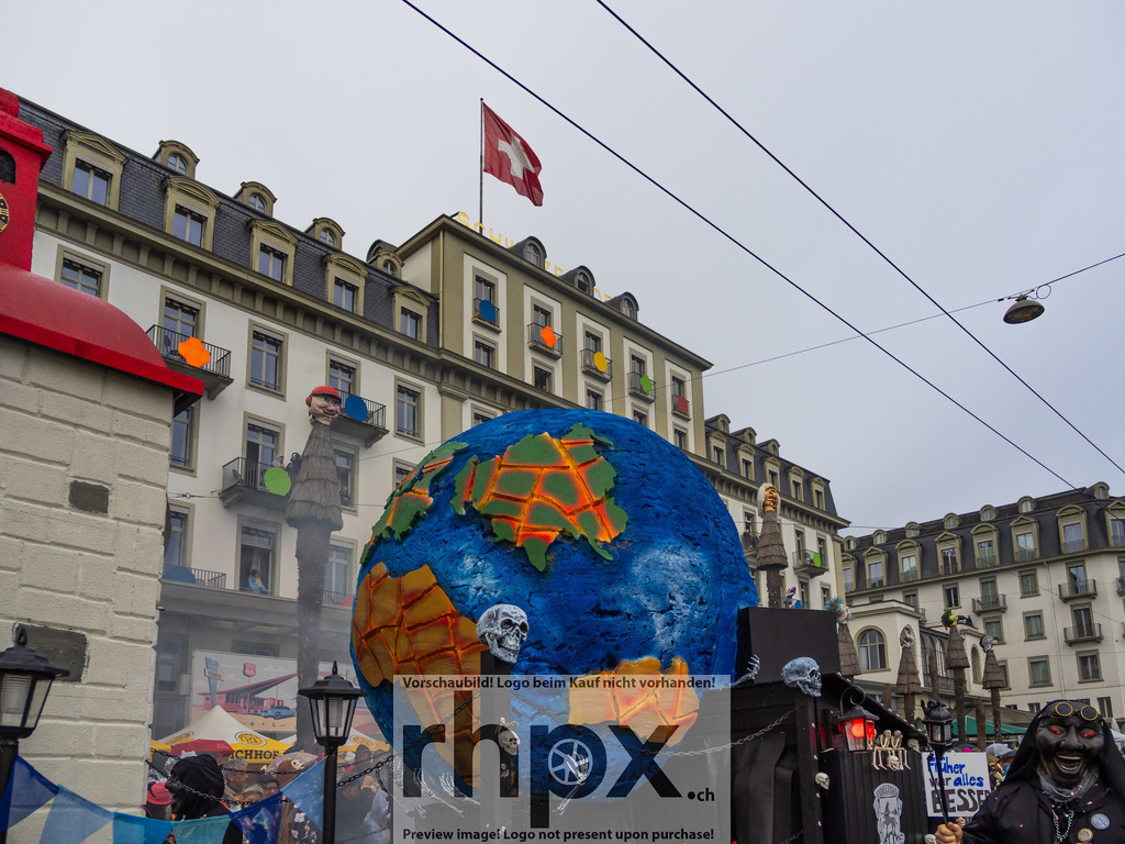 Fritschi-Umzug Luzern 2026 | Foto-Standort: Schweizerhof Luzern - Realisiert mit Pictrs.com
